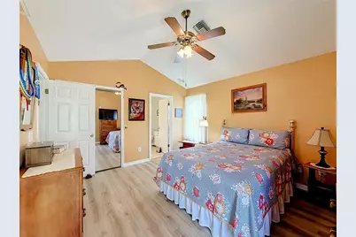 1403 W Schwartz Boulevard, Lady Lake, FL 32159 - Photo 20