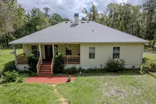 10284 N Silverlake Point, Dunnellon, FL 34434 - Photo 2
