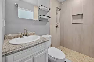 520 SE 5th St, Williston, FL 32696 - Photo 12