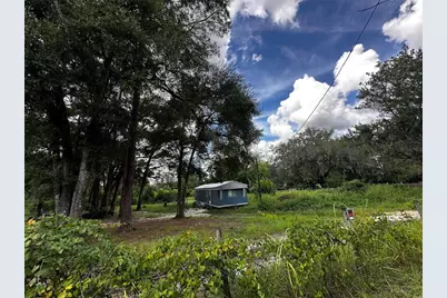 418 N Pine Street, Bronson, FL 32621 - Photo 6