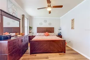 803 Crestview Cir N, Wildwood, FL 34785 - Photo 32