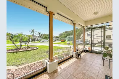 803 Crestview Circle N, Wildwood, FL 34785 - Photo 4