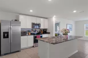 477 W Fairways View Dr, Beverly Hills, FL 34465 - Photo 16