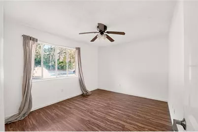 507 NW 39th Road #107, Gainesville, FL 32607 - Photo 10