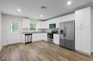 105 & 107 NW 8th St, Chiefland, FL 32626 - Photo 10