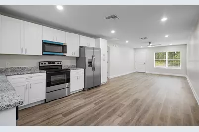 105 & 107 NW 8th Street, Chiefland, FL 32626 - Photo 10