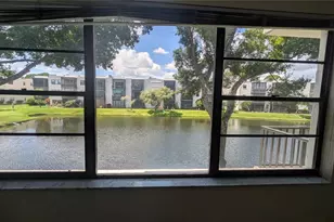 5980 Terrace Park Dr N, Saint Petersburg, FL 33709 - Photo 20