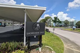 5980 Terrace Park Dr N, Saint Petersburg, FL 33709 - Photo 1