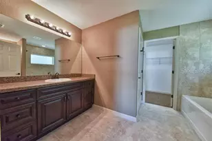 12177 SW 96th Ln, Dunnellon, FL 34432 - Photo 10