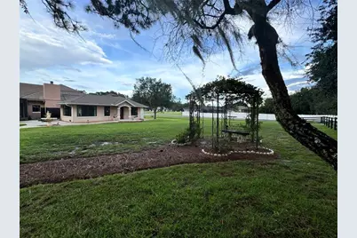 6346 NE 61st Avenue Road, Silver Springs, FL 34488 - Photo 30