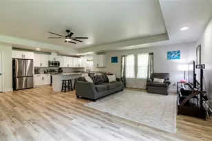 10391 NE 72nd St, Bronson, FL 32621 - Photo 8