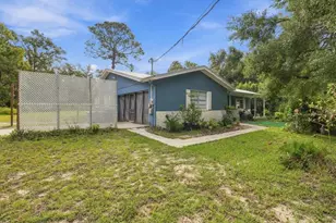 937 N McGowan Ave, Crystal River, FL 34429 - Photo 2