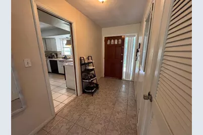 937 N McGowan Avenue, Crystal River, FL 34429 - Photo 6
