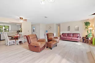 937 N McGowan Ave, Crystal River, FL 34429 - Photo 12