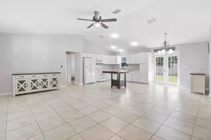8372 SE 156th St, Summerfield, FL 34491 - Photo 4