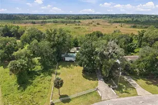 17490 SE 24th Lane Rd, Silver Springs, FL 34488 - Photo 8
