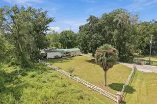 17490 SE 24th Lane Rd, Silver Springs, FL 34488 - Photo 2