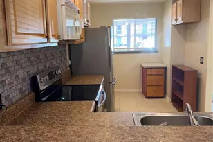 6308 Newtown Cir, Tampa, FL 33615 - Photo 12