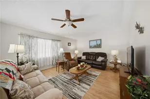 17929 SE 107th Ct, Summerfield, FL 34491 - Photo 8