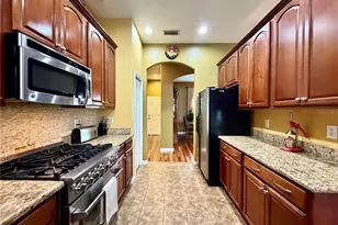 2336 Shirecrest Cove Way, Lutz, FL 33558 - Photo 10