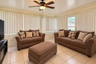 25 Spring Loop Cir, Ocala, FL 34472 - Photo 14