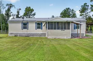 18748 NE 148th Terrace Rd, Fort Mc Coy, FL 32134 - Photo 36