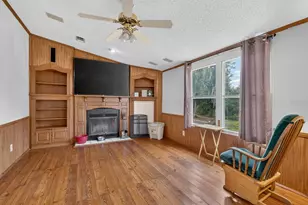 18748 NE 148th Terrace Rd, Fort Mc Coy, FL 32134 - Photo 24