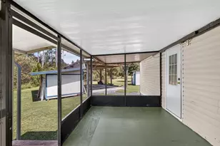 18748 NE 148th Terrace Rd, Fort Mc Coy, FL 32134 - Photo 32