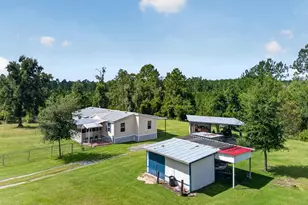 18748 NE 148th Terrace Rd, Fort Mc Coy, FL 32134 - Photo 2