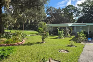 1709 SE 169th Terrace Rd, Silver Springs, FL 34488 - Photo 4