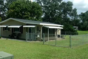 10043 Southwest 89th Court, Ocala, FL 34481 - Photo 2