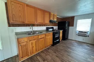 18225 SE 22nd Pl, Silver Springs, FL 34488 - Photo 16