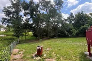 18225 SE 22nd Pl, Silver Springs, FL 34488 - Photo 4