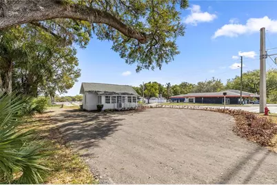 401 N Dixie Avenue, Fruitland Park, FL 34731 - Photo 6