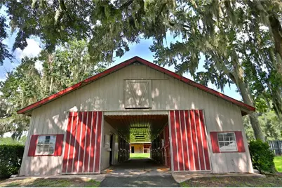 13450 NW Gainesville Road #Option 2, Reddick, FL 32686 - Photo 16
