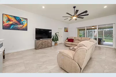 5092 Strafford Oaks Drive, Sebring, FL 33875 - Photo 8
