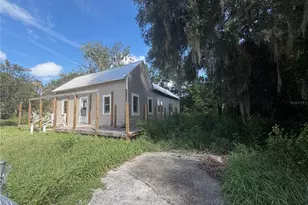 18737 Charlotte Ave, Brooker, FL 32622 - Photo 12