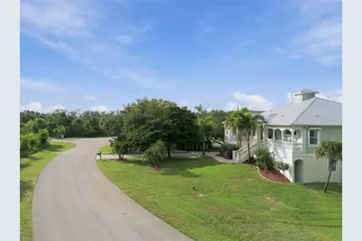 10121 Creekside Drive, Placida, FL 33946 - Photo 8