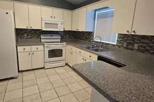 10421 SE 67th Terrace, Belleview, FL 34420 - Photo 10