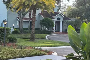 2884 Somerset Park Dr, Tampa, FL 33613 - Photo 2