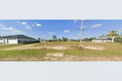 1015 NE 34th Terrace, Cape Coral, FL 33909 - Photo 2