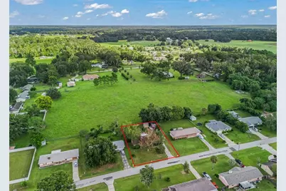 2677 NE 60th Lane, Ocala, FL 34479 - Photo 2