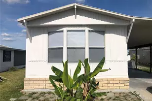 5304 Croton St, Zephyrhills, FL 33541 - Photo 2