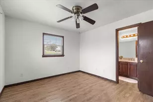 5741 NE 4th Pl, Ocala, FL 34470 - Photo 18