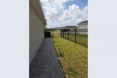 8582 Dahlia Circle, Port Saint Lucie, FL 34986 - Photo 24