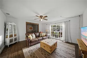 2412 NE 11th Ct, Ocala, FL 34470 - Photo 8