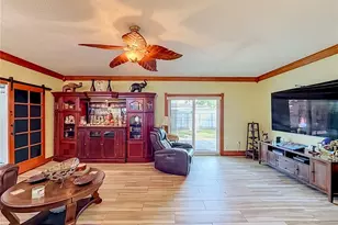 19731 NW 33rd Ave, Miami Gardens, FL 33056 - Photo 16