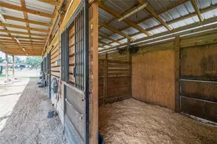 4951 SE 212th Ct, Morriston, FL 32668 - Photo 14