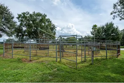 4951 SE 212th Court, Morriston, FL 32668 - Photo 16