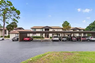 530 Fairways Cir, Ocala, FL 34472 - Photo 1
